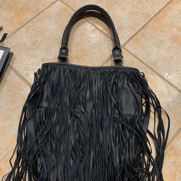 STEVE MADDEN FRINGE BAG W/ STRAP! - Picture 1 of 2